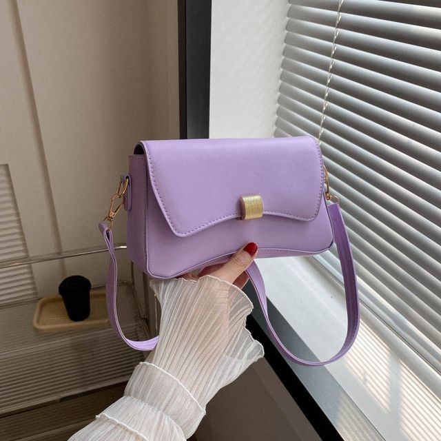 Plain Flap Shoulder Bag SpreePicky