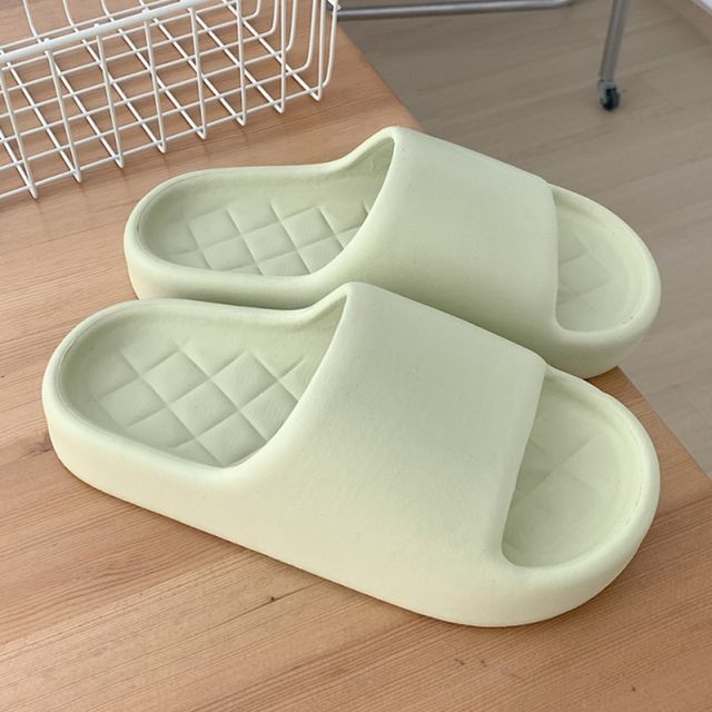 Plain Home Slipper SpreePicky