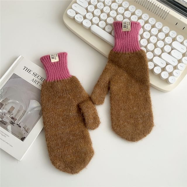 Two Tone Mittens SpreePicky