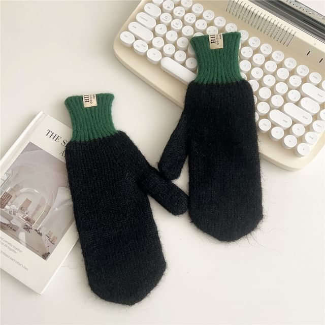 Two Tone Mittens SpreePicky