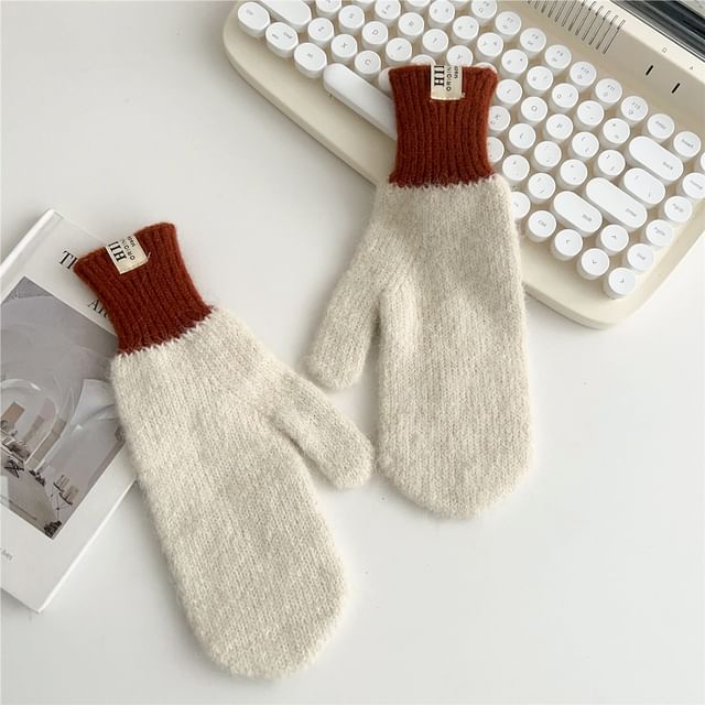 Two Tone Mittens SpreePicky