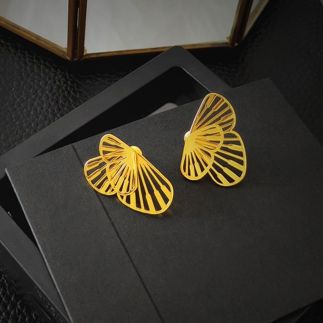 Wing Stud Earring SpreePicky