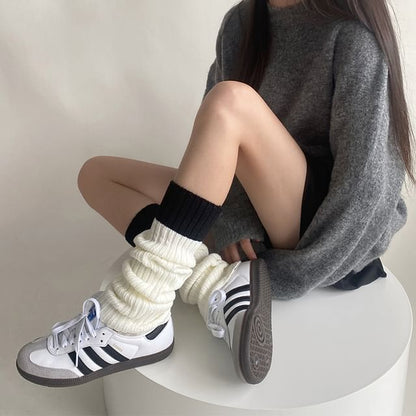 Two-Tone Ribbed Knit Socks / Set SpreePicky