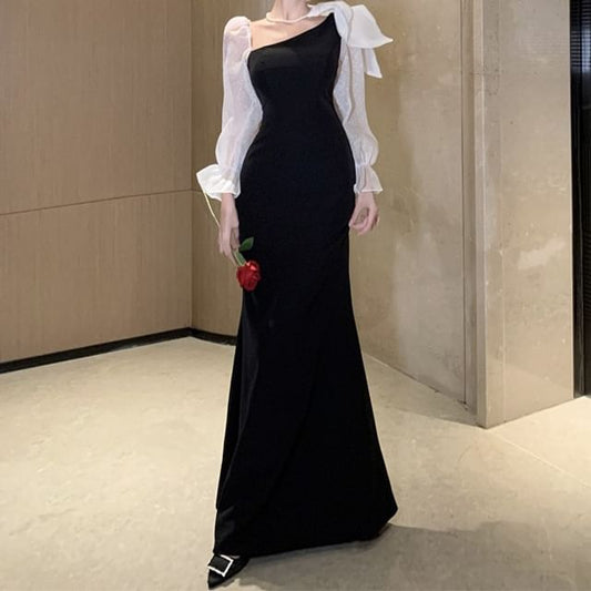 Long-Sleeve V-Neck  Two Tone Mermaid Evening Gown mySite