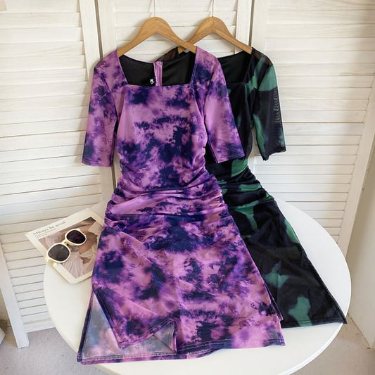 Short-Sleeve Square Neck Tie Dye Ruched Slit Midi Sheath Dress mySite