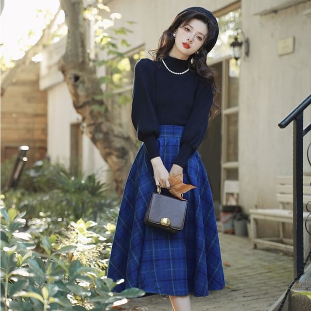 Balloon Sleeve Mock Neck Plain Sweater / High Waist Plaid Midi A SpreePicky