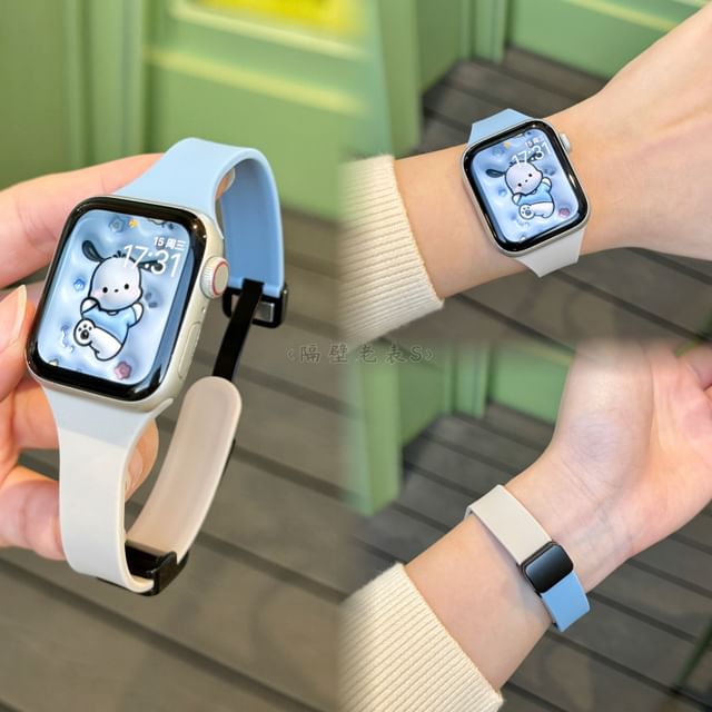 Two-Tone Silicone Magnetic Apple Watch Band SpreePicky