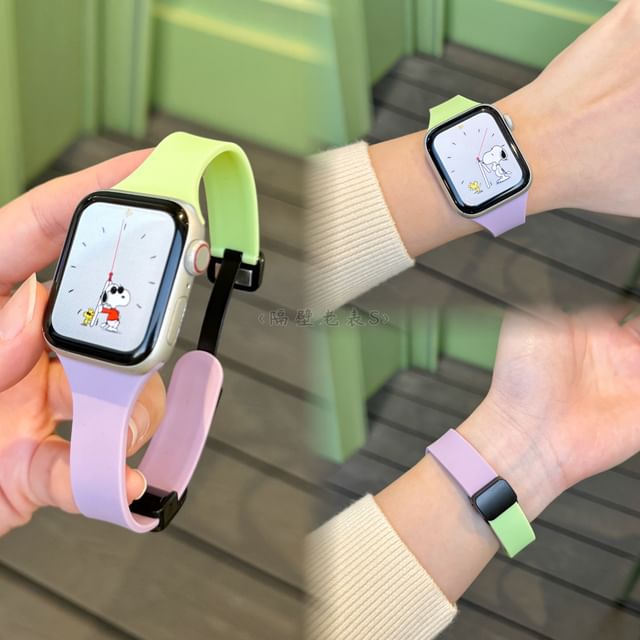 Two-Tone Silicone Magnetic Apple Watch Band SpreePicky