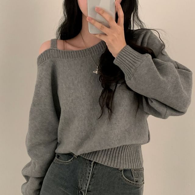 Asymmetrical Neck Cold-Shoulder Sweater SpreePicky