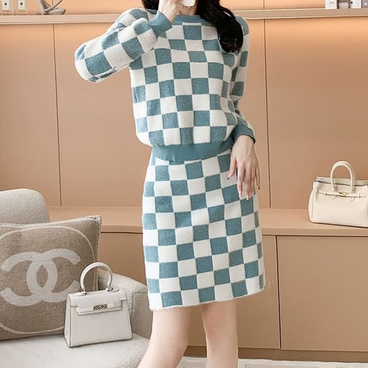 Set: Crew Neck Checkerboard Sweater + High Waist Mini Straight Skirt SpreePicky