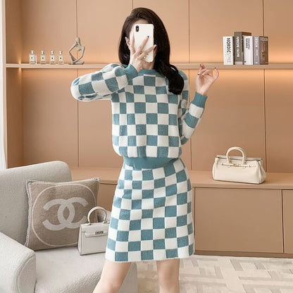 Set: Crew Neck Checkerboard Sweater + High Waist Mini Straight Skirt SpreePicky