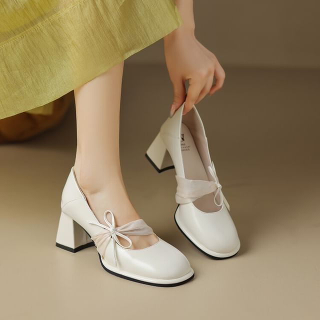 Bow Patent Leather Block Heel Pumps SpreePicky