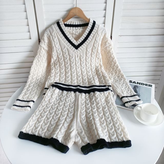 Set: V-Neck Contrast Trim Cable Knit Sweater + High Waist Wide Leg Shorts mySite