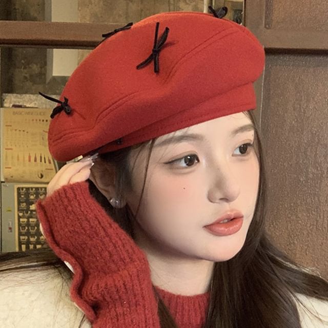 Bow Accent Beret SpreePicky