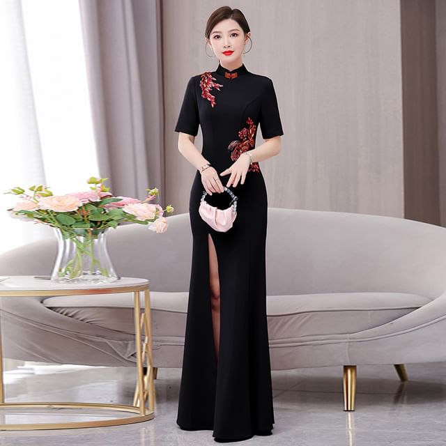 Short-Sleeve Band Collar Flower Slit Qipao SpreePicky