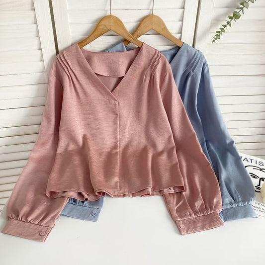 Long-Sleeve V-Neck Plain Pintuck Blouse mySite