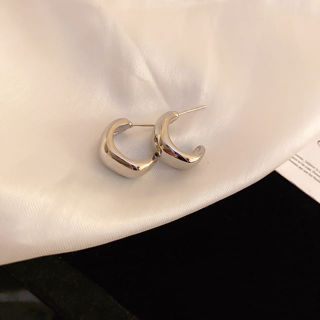 (Various Silver Earring Designs) Tone FashionChic