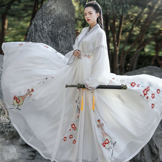 Flower Embroidered Hanfu Top / High Waist Maxi Skirt / Long SpreePicky