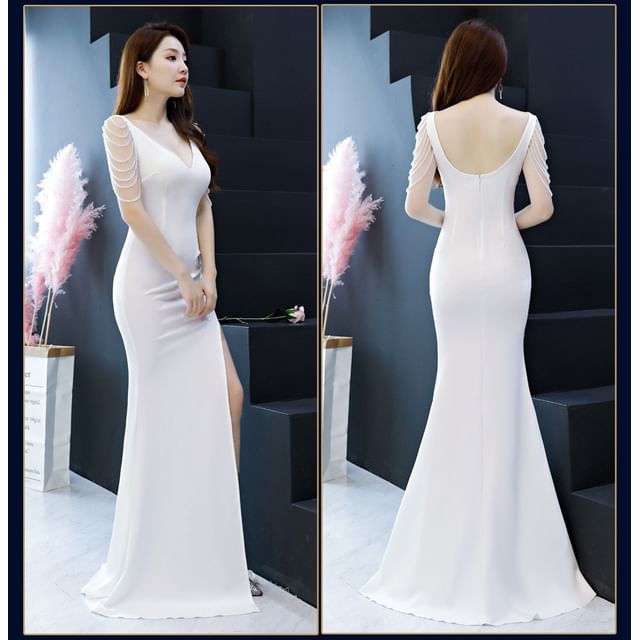 Sleeveless V-Neck Plain Beaded Slit Trumpet Evening Gown SpreePicky