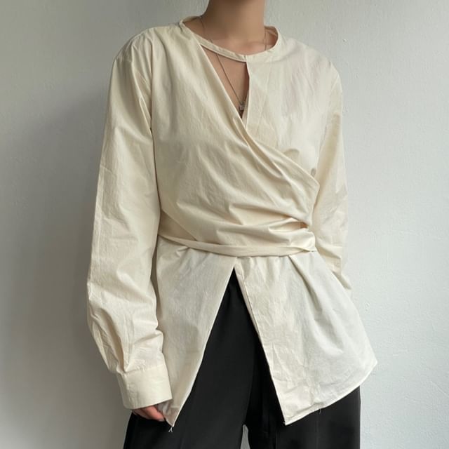 Long-Sleeve Round Neck Plain Cutout Slit Blouse SpreePicky