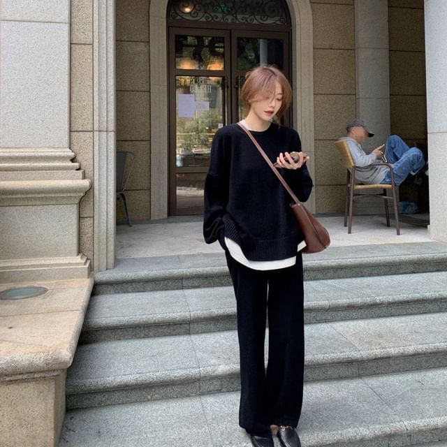 High Leg T-Shirt Set: Neck Long-Sleeve Crew Two-Tone Waist Pants + Wide FashionChic