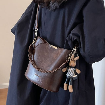 Set: Faux Leather Bucket Bag + Bag Charm SpreePicky