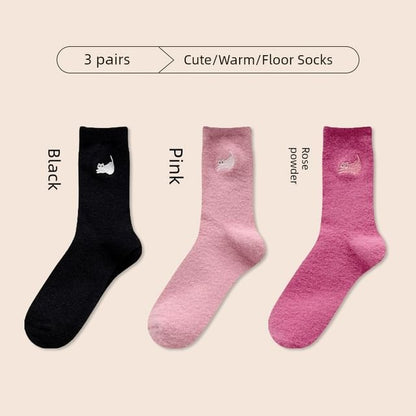 Cat Embroidered Fleece Short Socks / Set SpreePicky