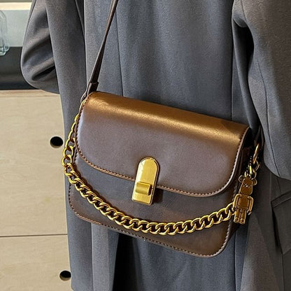 Chained Flap Crossbody Bag SpreePicky