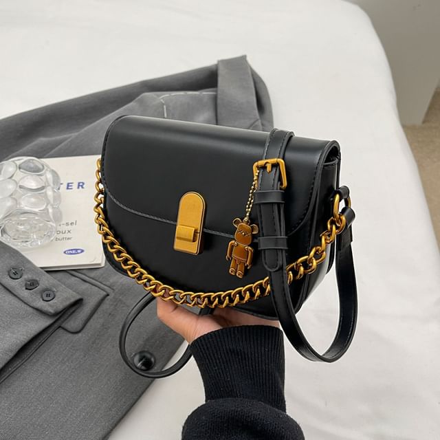 Chained Flap Crossbody Bag SpreePicky