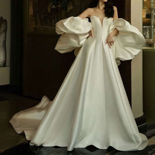 Set: Strapless Sweetheart Neckline Plain Trained Satin A-Line Ball Gown + Shawl SpreePicky