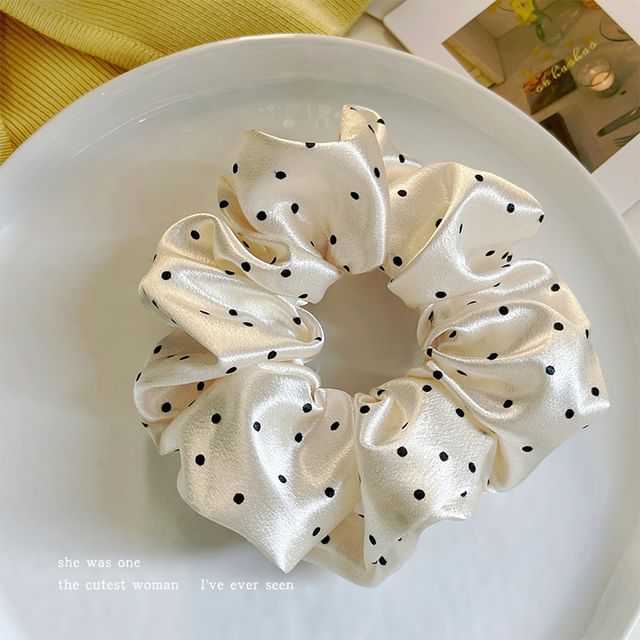 Polka Dot Fabric Scrunchie SpreePicky