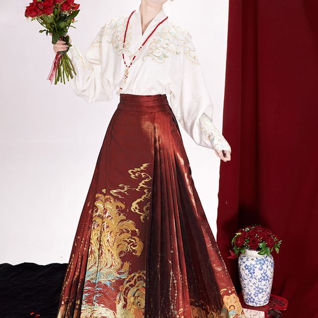 Traditional Chinese Long-Sleeve Top / Print Maxi A-Line Pleated Skirt / Necklace / Set SpreePicky