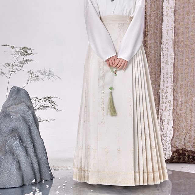 Traditional Chinese Long-Sleeve Top / Pleated Maxi A-Line Skirt SpreePicky