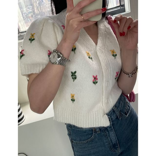 Short-Sleeve Floral Embroidered Button-Up Knit Top SpreePicky