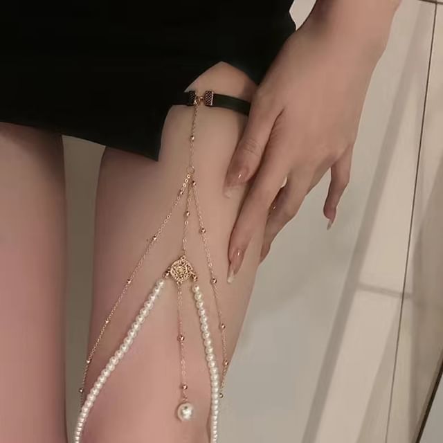 Faux Pearl / Rhinestone Layered Thigh Chain SpreePicky