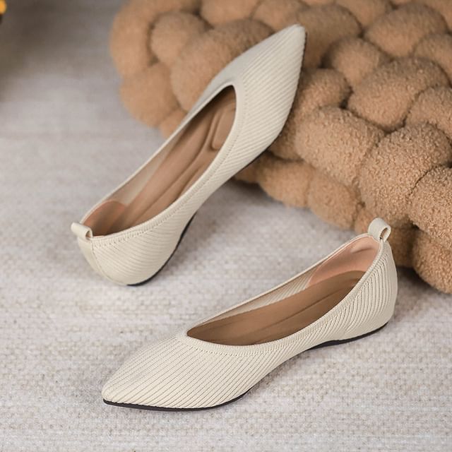 Plain Pointed Fabric Flats mySite