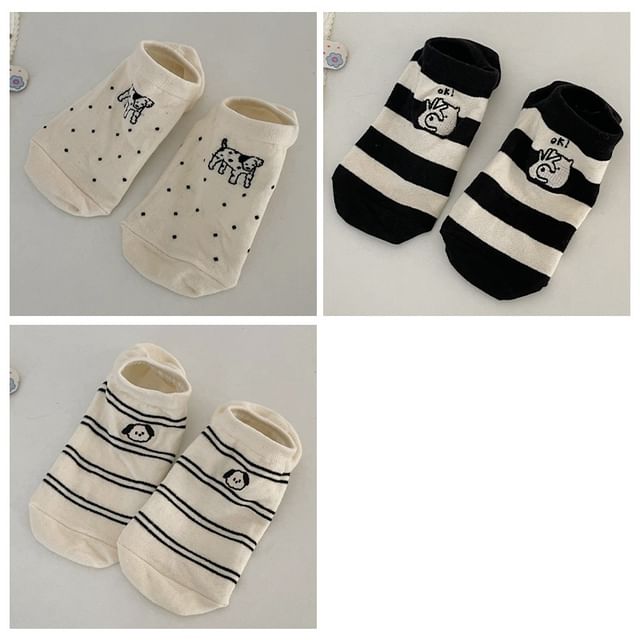 Two Tone Embroidered Low Cut Socks Set SpreePicky