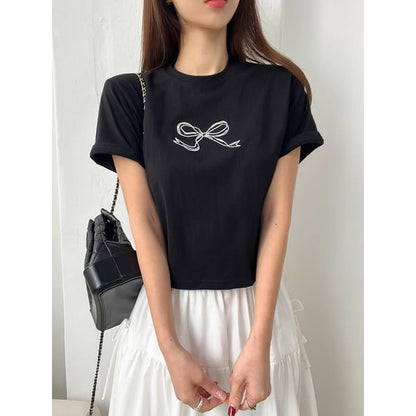 Short-Sleeve Round Neck Bow Embroidered Tee SpreePicky