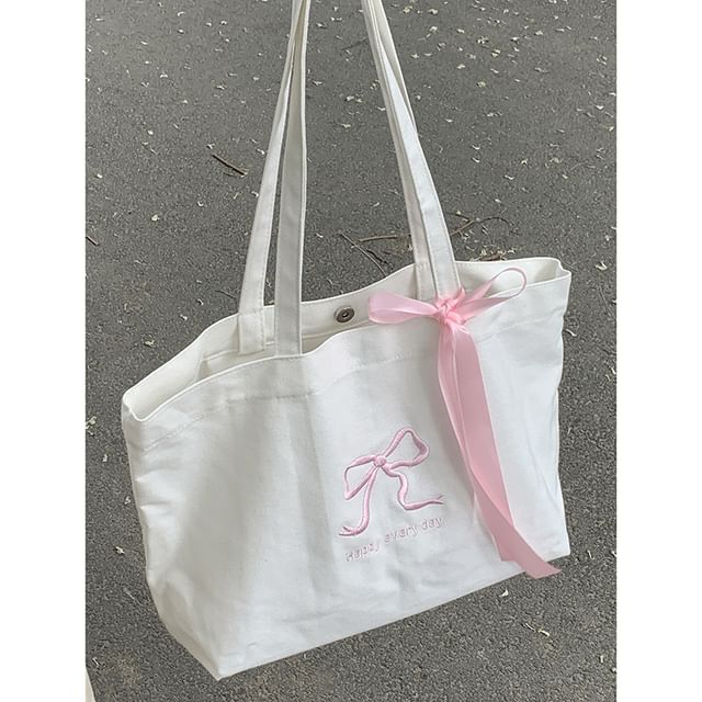 Bow Embroidered Tote Bag SpreePicky