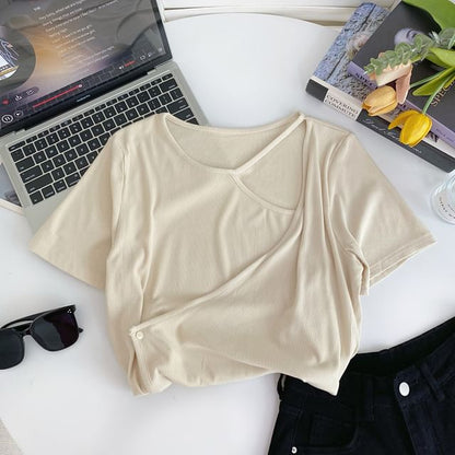 Mock Two-Piece Short-Sleeve Plain Asymmetrical Cutout Tee mySite