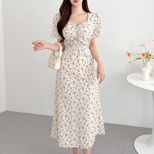 Short-Sleeve V-Neck Floral Maxi A-Line Dress SpreePicky