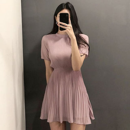 Short-Sleeve Crewneck Plain Mini Pleated Dress SpreePicky