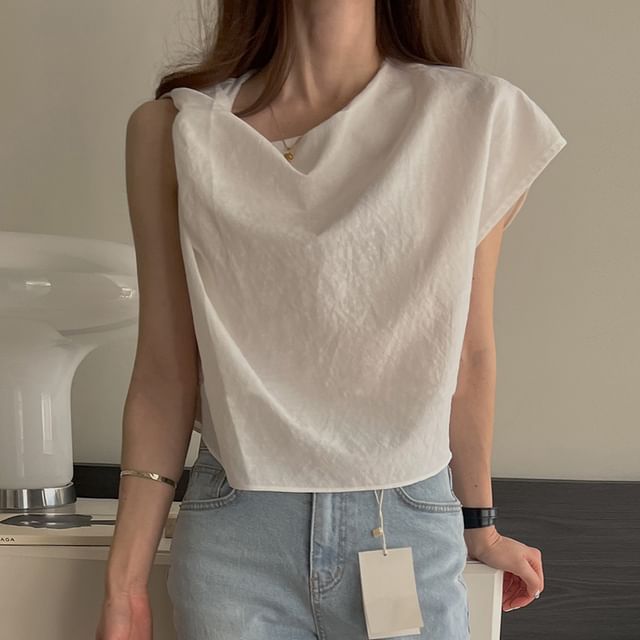 Sleeveless Asymmetrical Plain Top mySite