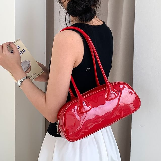 Plain Patent Leather Shoulder Bag SpreePicky