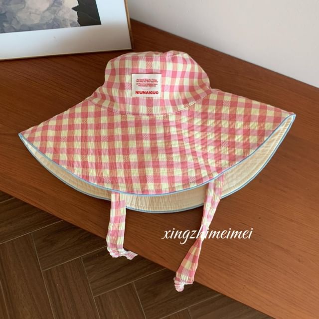 Gingham Bucket Hat With Chin Strap SpreePicky