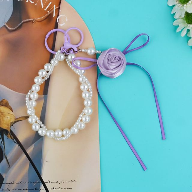 Rose Ribbon Faux Pearl Keyring SpreePicky