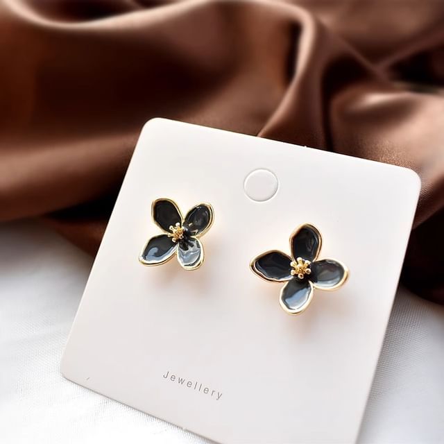 Flower Stud Earring mySite