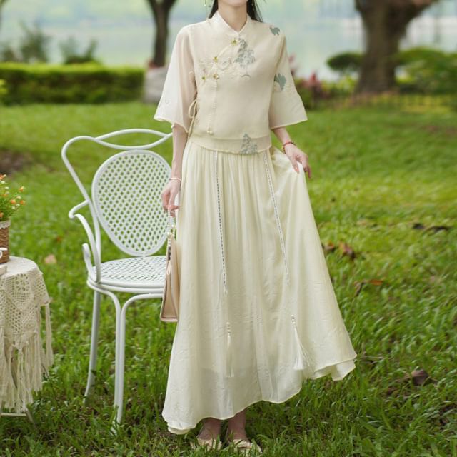 Set: Elbow-Sleeve Flower Embroidered Blouse + High Rise Plain Maxi A-Line Skirt SpreePicky