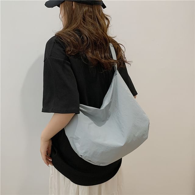 Plain Zip Shoulder Bag SpreePicky