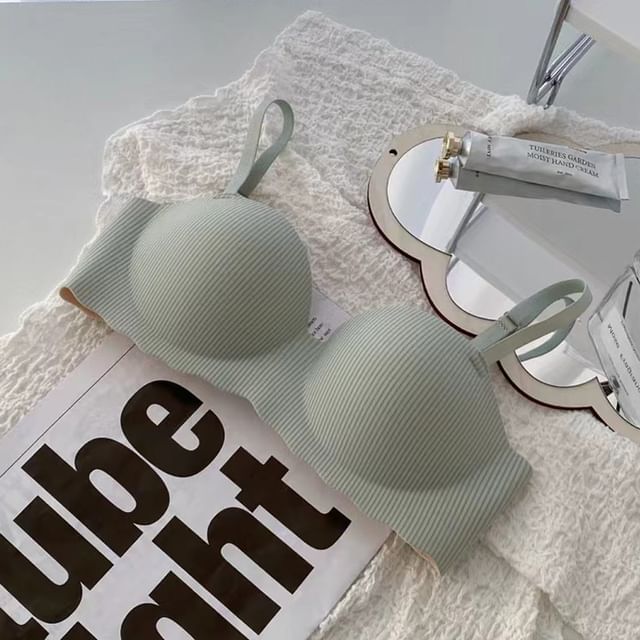 Plain Wireless Seamless Bra SpreePicky